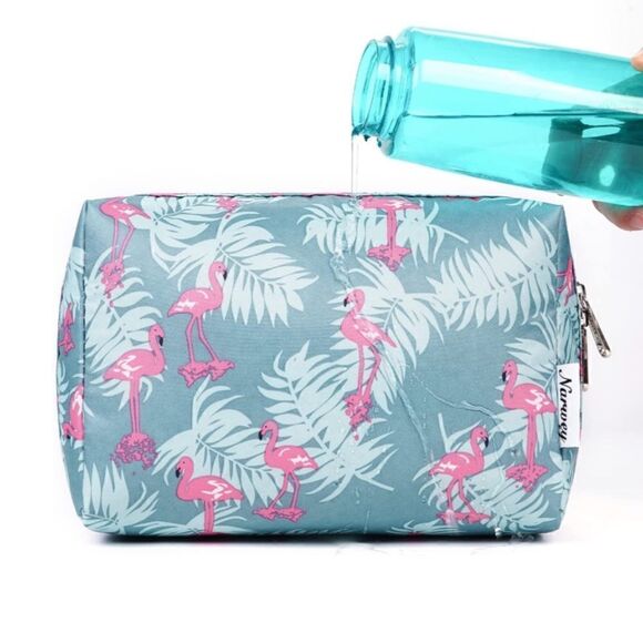 Large cosmetic bag  - Picture 4 of 5